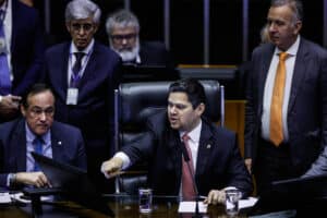 ALERTA URGENTE: Senado PROCRASTINA Votação de Precatórios!