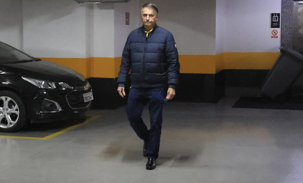 BOLSONARO FUGIU DA IMPRENSA! Risco de PRISÃO deixa ex-presidente em PANIQUE!