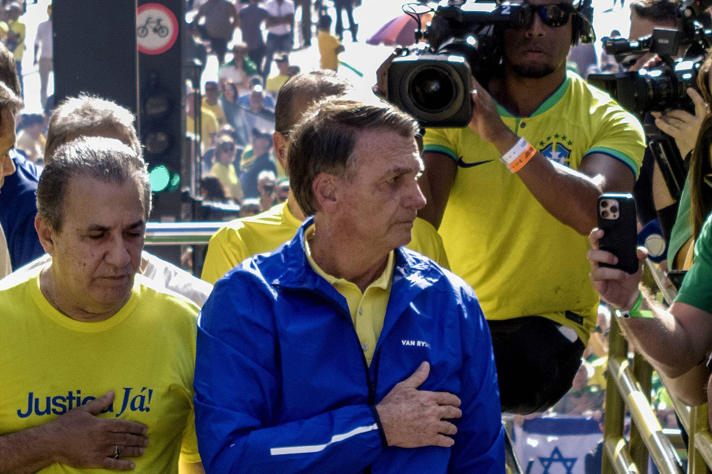 BOMBA! Bolsonaro Desaparece por um Mês em Repouso Total!