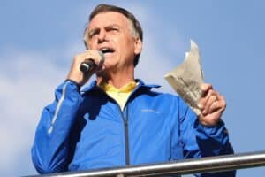 Bolsonaro Revela: 'Tarifa de Trump Prejudica Brasil!' e Sugere Anistia Surpreendente!