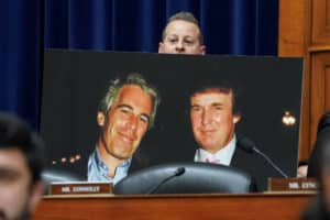 Câmara dos EUA em Férias! Votação do Caso Epstein Suspensa - O Que Eles Estão Escondendo?