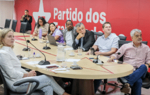 Crise Explosiva em MG: Presidência do PT em Suspense e Humberto Costa Choca com 'Judicialização Inaceitável'!
