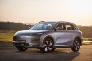 DESCUBRA o Geely EX5: Luxo e Estilo Sem Preço de Elétrico! Assista ao Teste Chocante!