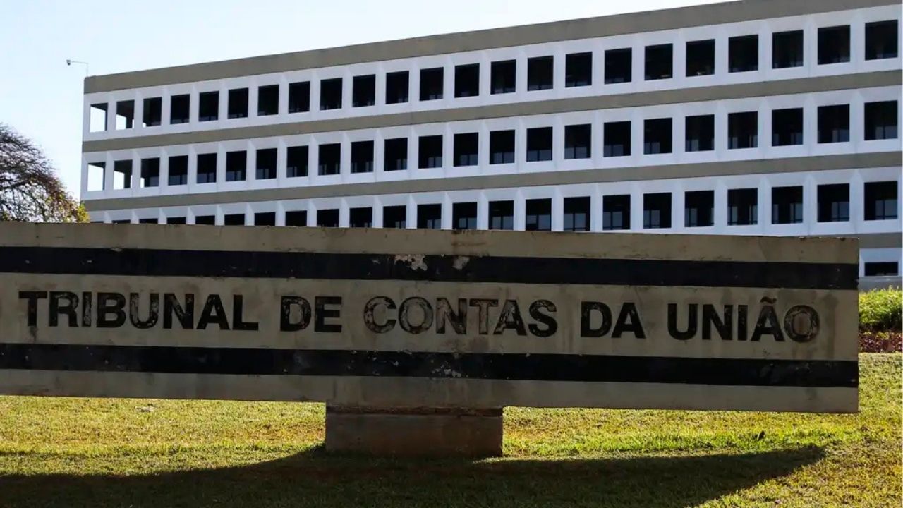 Escândalo Revelado: TCU Investiga Segredos da FAB no Transporte de Nadine Heredia!