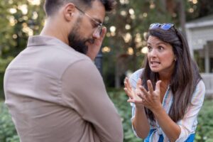 Evite BRIGAS FÉRREAS! Dicas Infalíveis para Manter a Paz!