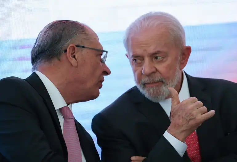 FÚRIA dos EUA: Retaliação de 50% É IMINENTE e Deve Chegar Até Terça!