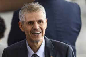 Governo Libera Licitação Surreal de R$ 98 Milhões para Comunicação!