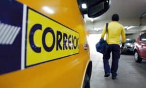 Governo SECRETO: Aumenta Teste do Pezinho e Promete Diagnósticos Relâmpago no SUS!