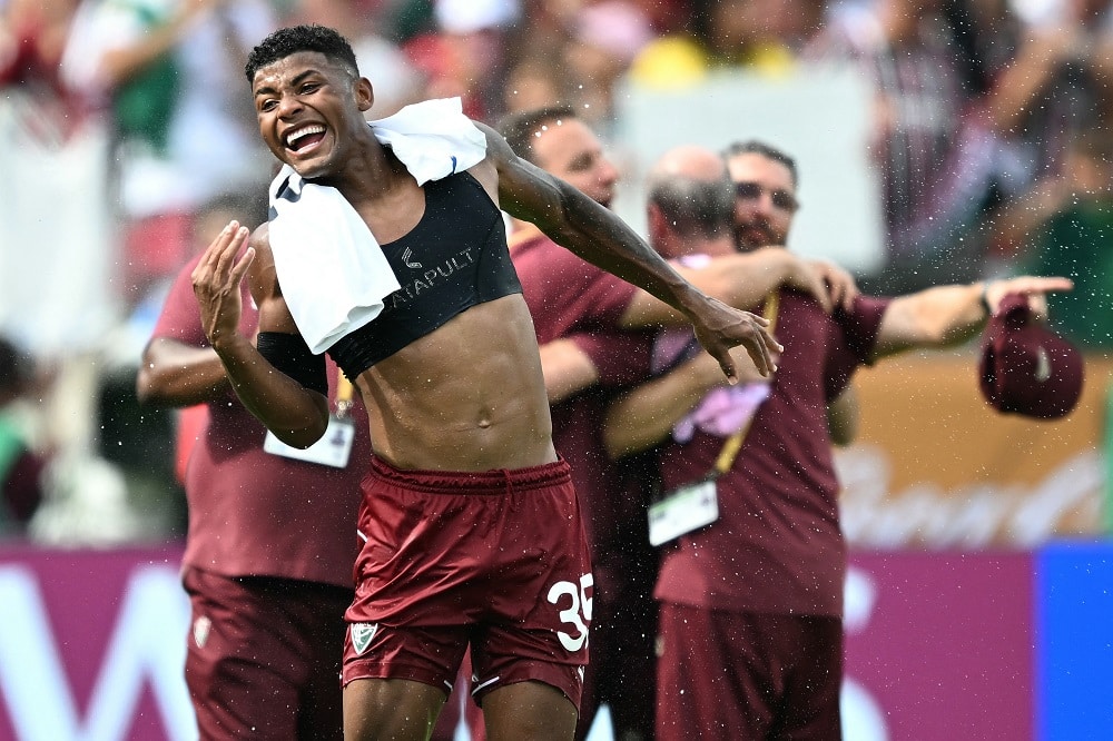 Herói Surpreendente do Fluminense Garante Vaga Histórica na Semifinal do Mundial!