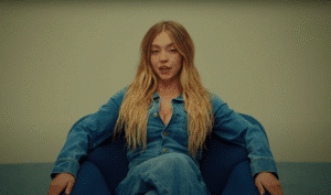 Impacto Bombástico: Sydney Sweeney Turbina Vendas de Jeans em Tempo Recorde!