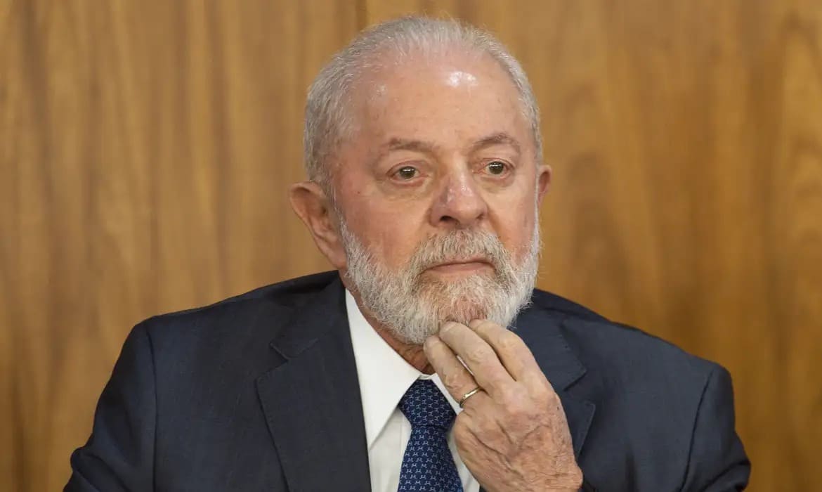 Lula: A Queda de um Ídolo! Impopularidade Estrondosa e Perda Total de Influência!