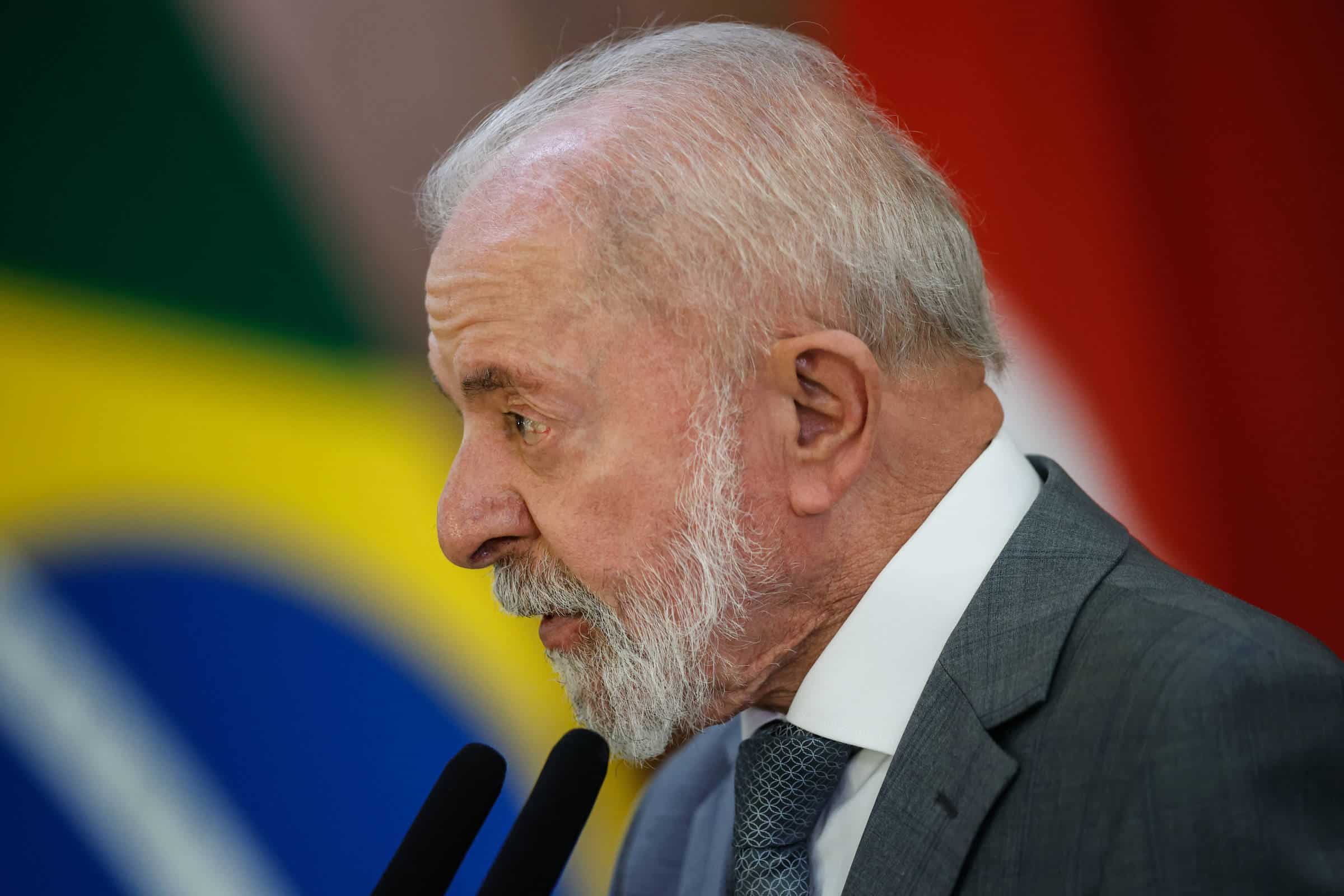Lula Garante: 'Os Loucos Nunca Mais Governarão o Brasil!'