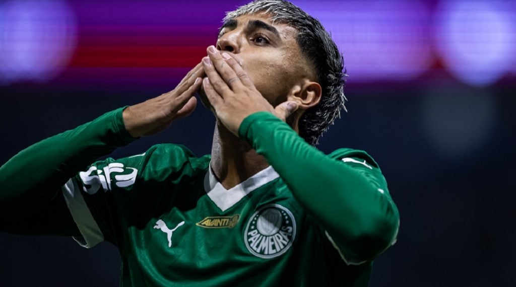 Palmeiras Arrasa o Grêmio com Gol Relâmpago de Facundo Torres e Completa o Hat-Trick no Brasileirão!