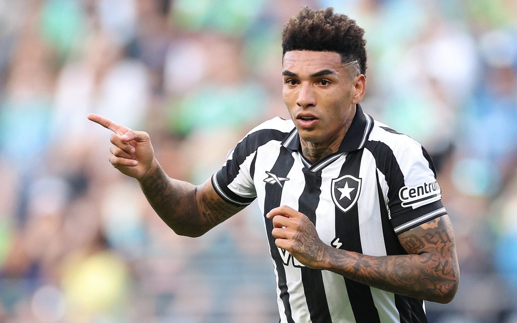 Seleção em Alerta: Rodrigo Caetano Confirma Igor Jesus na Lista dos Favorecidos!