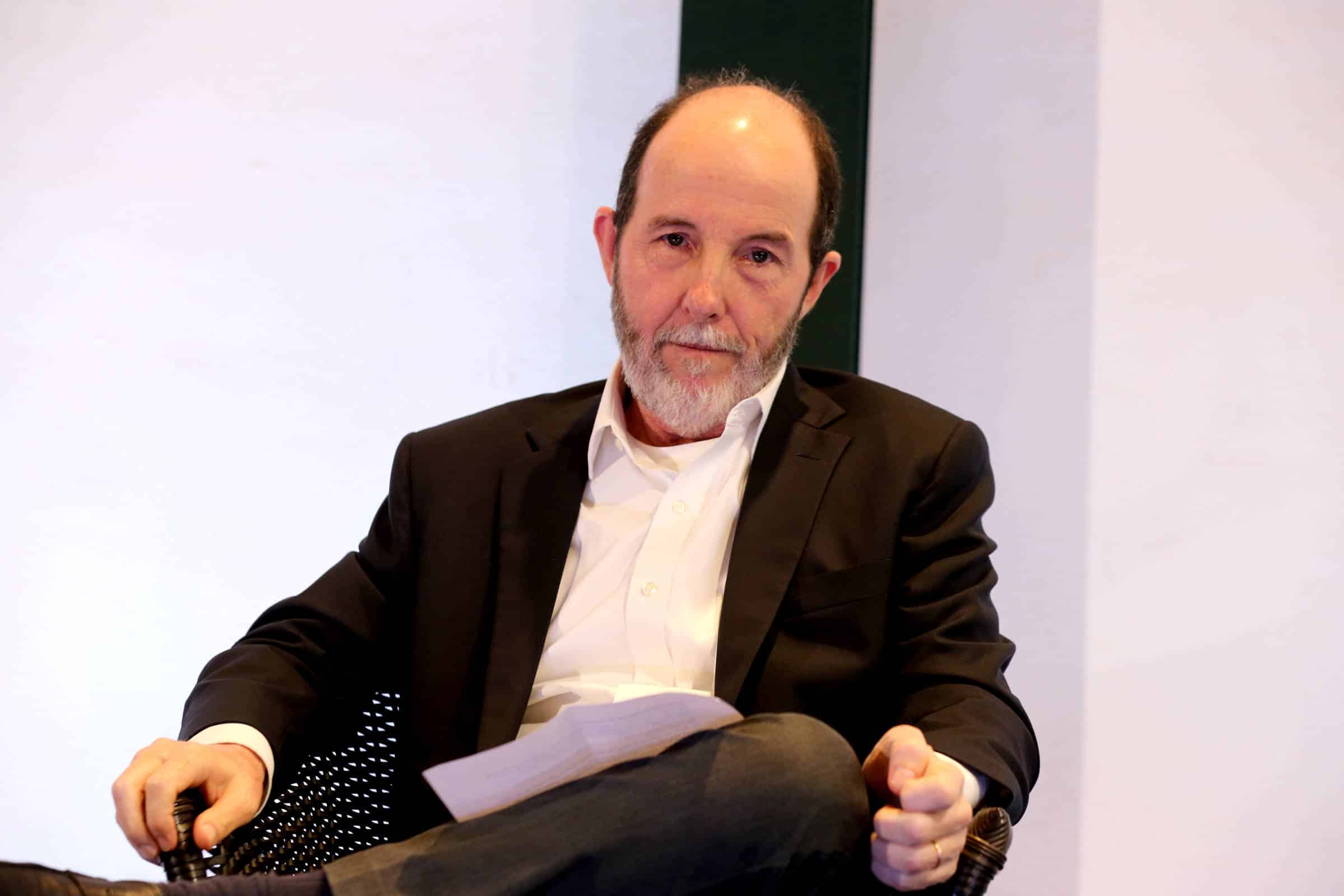 Tarifaço Explosivo: Arminio Fraga Clama por Abertura Comercial Urgente!