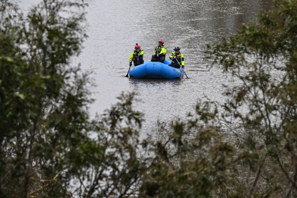 Tragédia no Texas: 27 Mortos em Acampamento Devastado por Inundações!