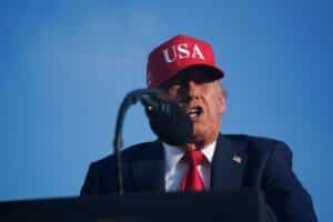 Trump Lança Bombástica Tarifa de 10% contra Países do Brics!