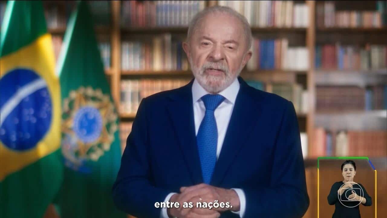 URGENTE: Dólar Explode para R$ 5,58 em Meio a Crise Comercial EUA-Brasil; Ibovespa despenca!
