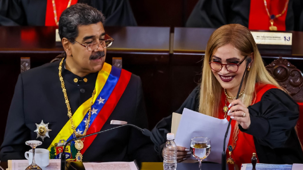 URGENTE: EUA IMPÕEM SANÇÕES A JUÍZES DO TPI E DA VENEZUELA ANTES DO STF!