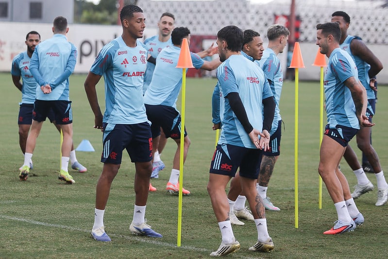 URGENTE: Filipe Luís Revela Segredos Explosivos Sobre o Flamengo na Copa do Brasil!