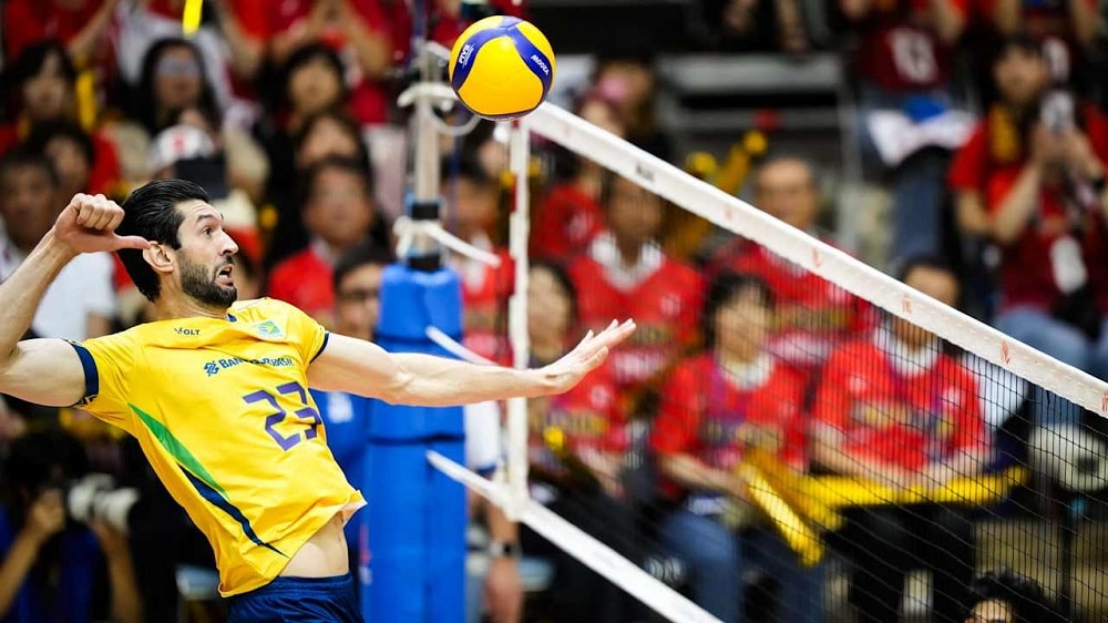 Vôlei Masculino Faz História: Brasil Arrasa Japão e Garante Presença na Grande Final da Liga das Nações!