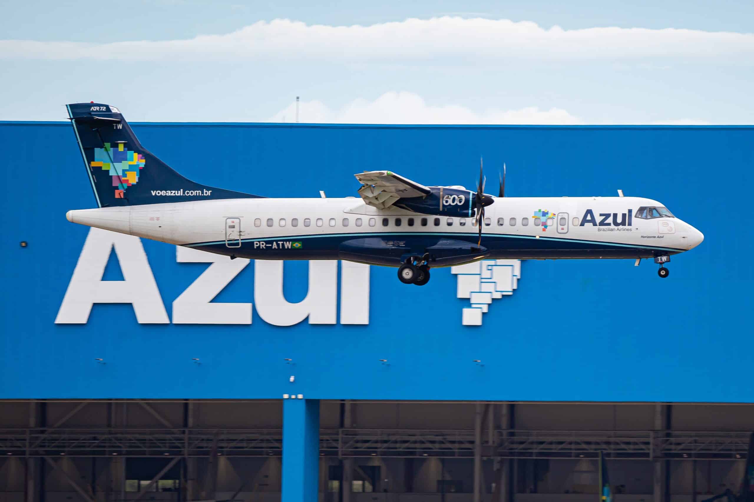 ALERTA MÁXIMO: Azul DESISTE de 14 CIDADES BRASILEIRAS em 2025! Confira a Lista CHOCANTE!