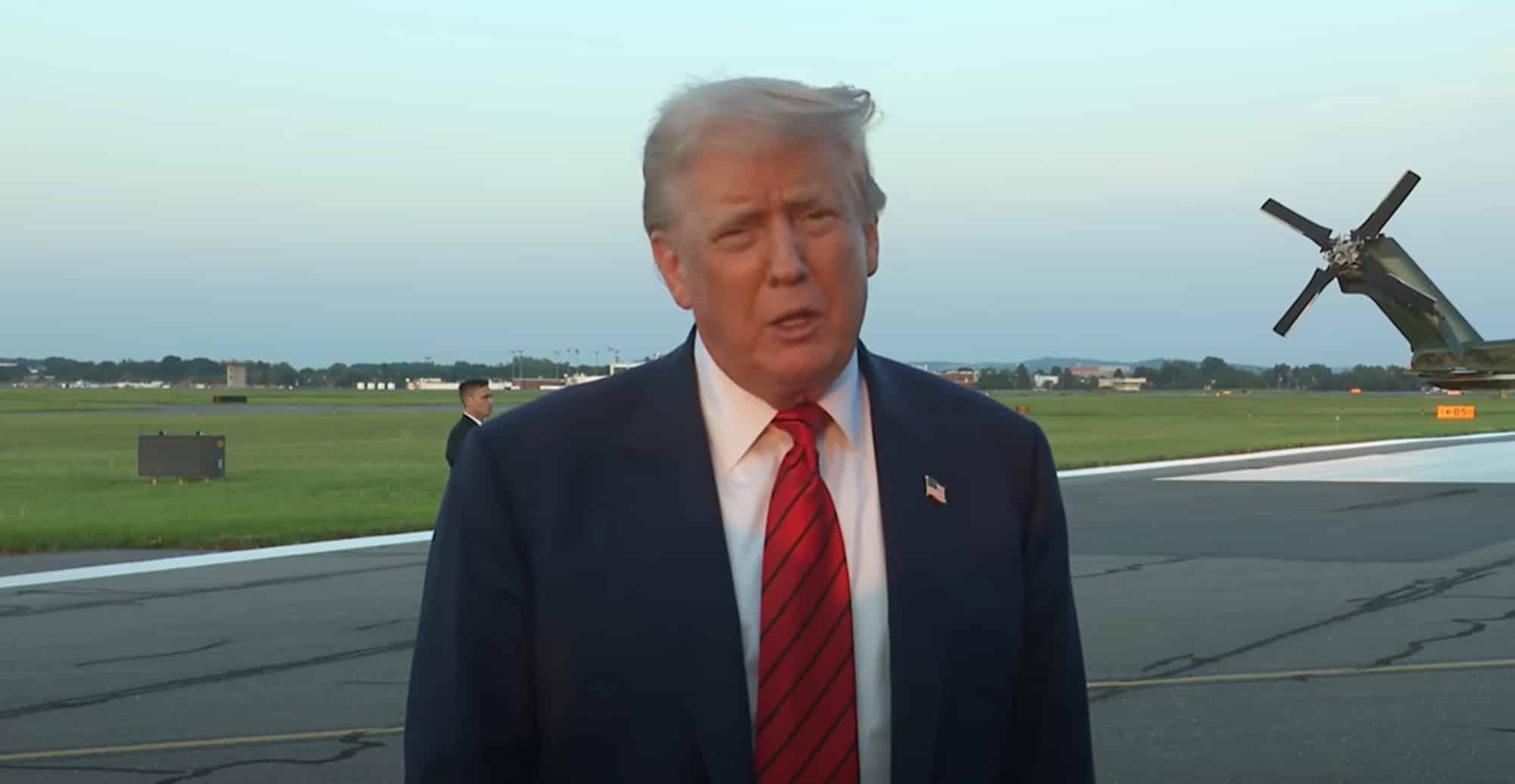 ALERTA: Vídeo de Trump apoiando Bolsonaro é FALSO! Entenda a fraude chocante!