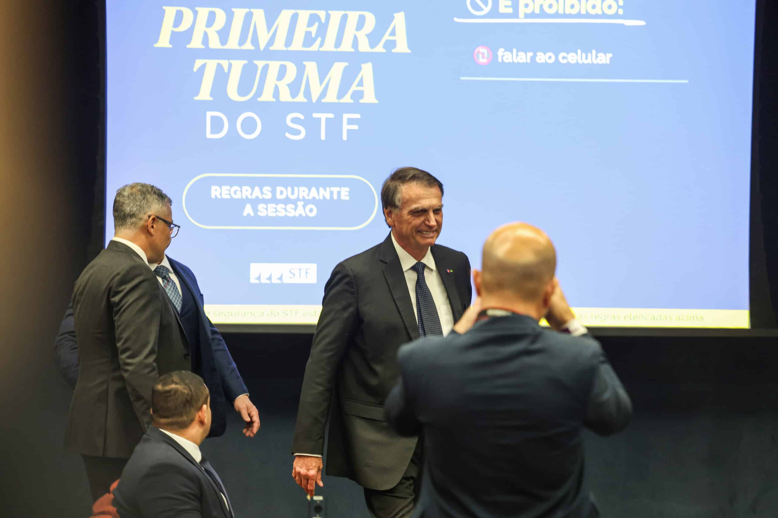 Barroso DIZ que Julgamento de Bolsonaro Poderá EXPLODIR a Tensão no País!