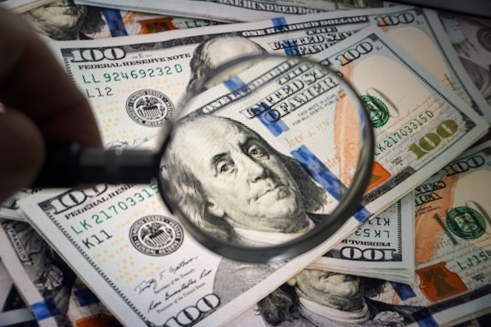 Catástrofe Econômica: Dólar nas Nuvens a R$ 5,40! Ibovespa despenca para 136,6 mil pontos!
