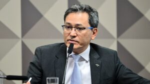 Chefe da Receita Revela: PIX Cria Bombástica Oportunidade para Fintechs!
