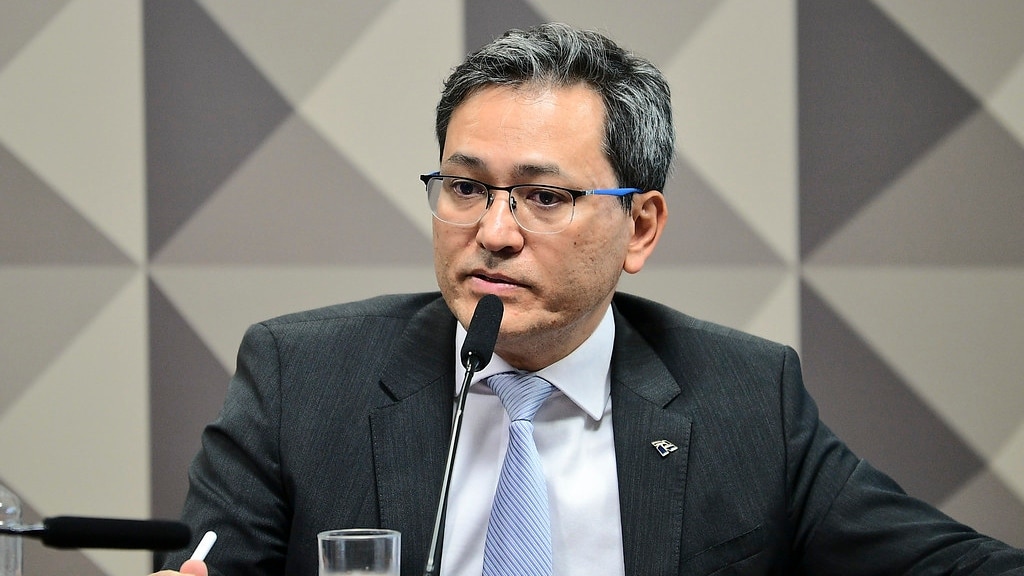 Chefe da Receita Revela: PIX Cria Bombástica Oportunidade para Fintechs!