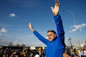 Crise Explosiva! Prisão Domiciliar de Bolsonaro Abala o Congresso em Fogo Cruzado!
