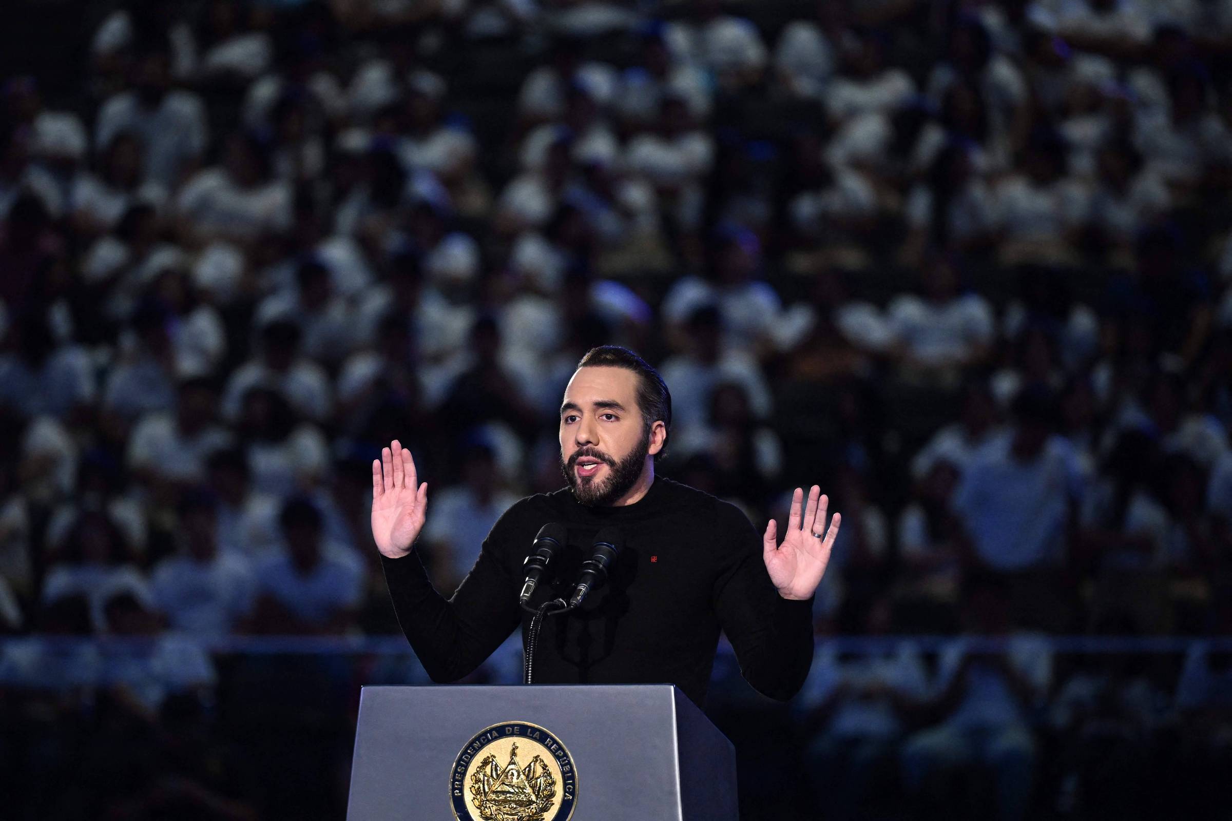 El Salvador em Pânico: Bukele Lança Plano Surreal de Reeleição Ilimitada!