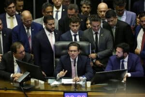 Escândalo à Vista: Conselheiro de Ética Avalia Parlamentares Envolvidos em Obstrução!