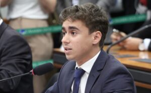 Fim da Aprovação Automática: Escolas em Crise e Conflito Explosivo!