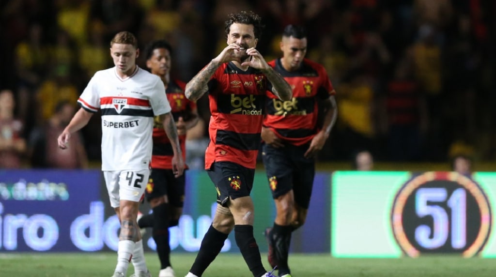 Golpe de Mestre! São Paulo ignora falha de goleiro inexperiente e arranca empate emocionante contra o Sport!