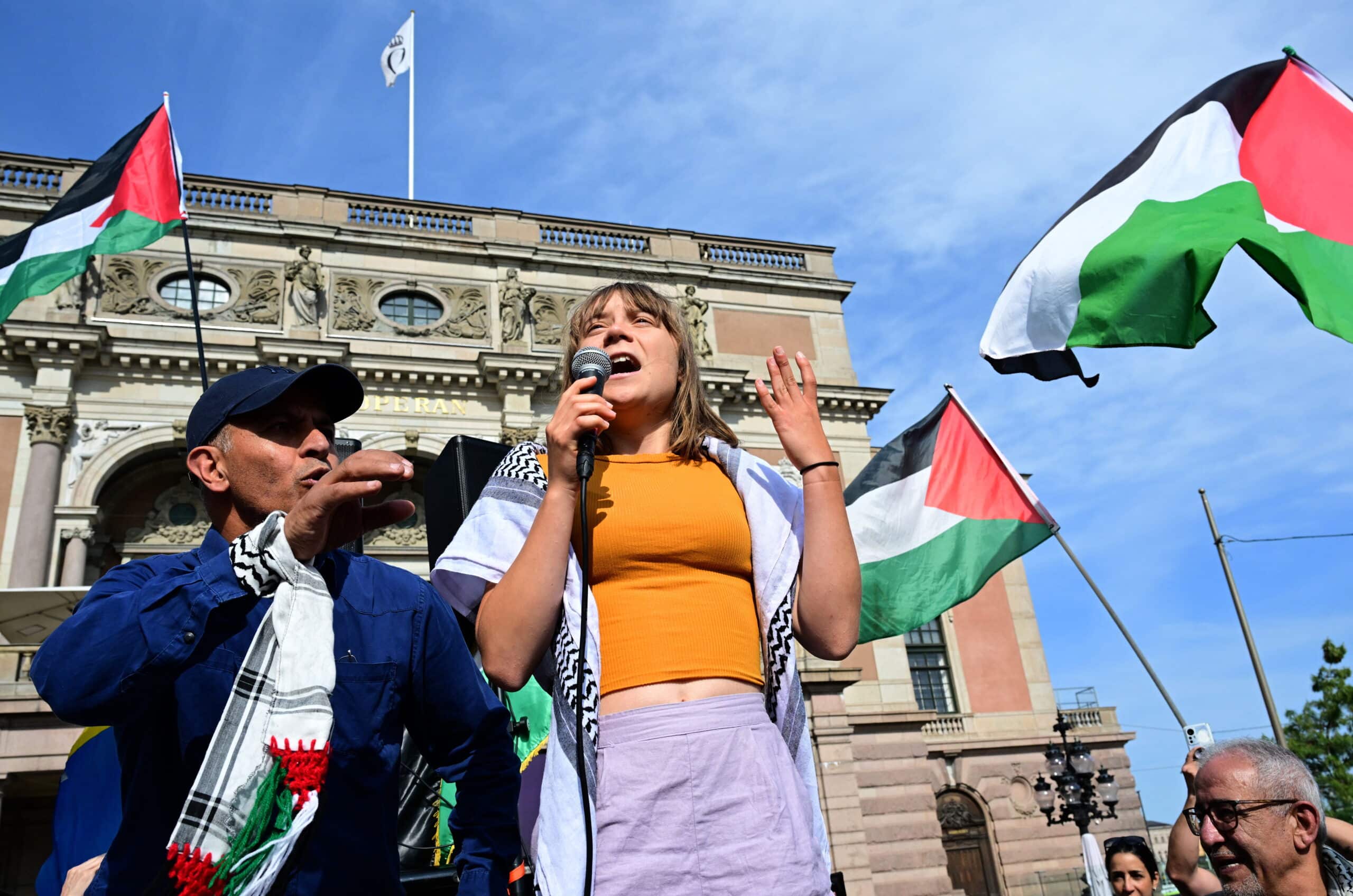 Greta Thunberg Lança Flotilha Surpreendente para Salvar Vidas em Crise!