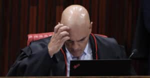 Impeachment Bombástico: Oposição Lança Ataque Surpreendente Contra Moraes!