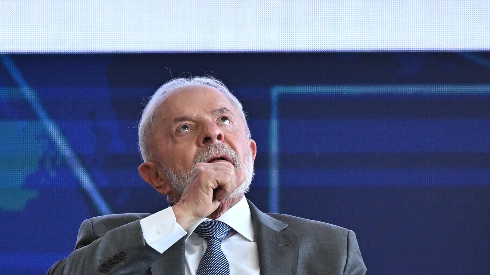 Lula Ataca Trump e Revela Plano Surpreendente Contra Tarifaço dos BRICS!
