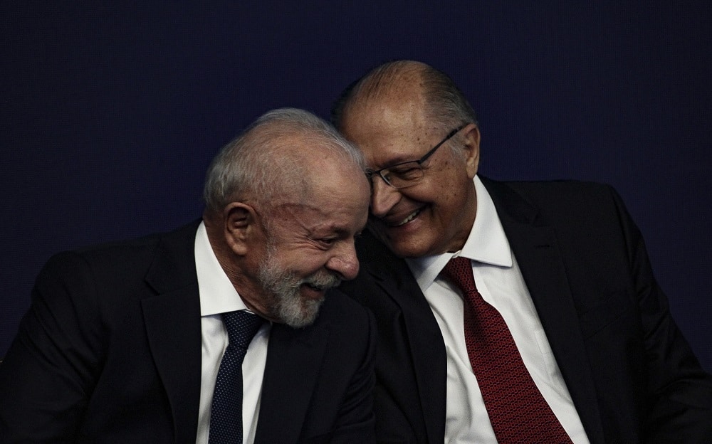 “Lula e Alckmin Em Reunião Secreta: Pacote Surpreendente Para Salvar Setores Afetados!”