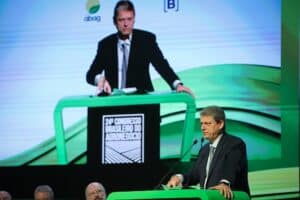 Lula e Trump: Tarcísio Exige Respostas Urgentes Sobre Tarifaço!