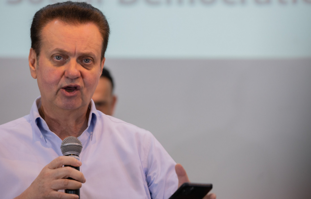 POLÍTICA CHOCANTE: Kassab Defende Tornozeleira e Revela 'Vírgulas' Surpreendentes de Bolsonaro!