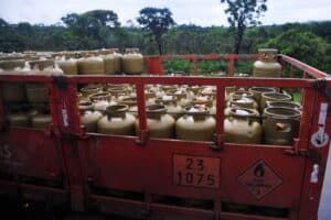 Petrobras VOLTA com tudo e promete REVOLUÇÃO no mercado de gás de cozinha após 6 anos!