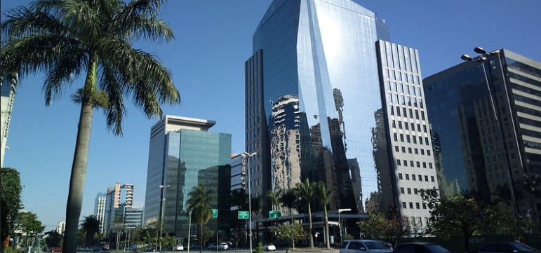 REFIT EM FURACÃO: Acusada de Comandar Esquema Bilionário de Combustíveis!