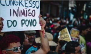 ALERTA! Ataques à Anistia e PEC da Blindagem GERAM TENSÃO no Congresso!