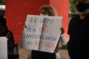 Bolsa Família Salva Vidas! MORTES POR AIDS em Mulheres Pobres CAEM DRAMATICAMENTE!