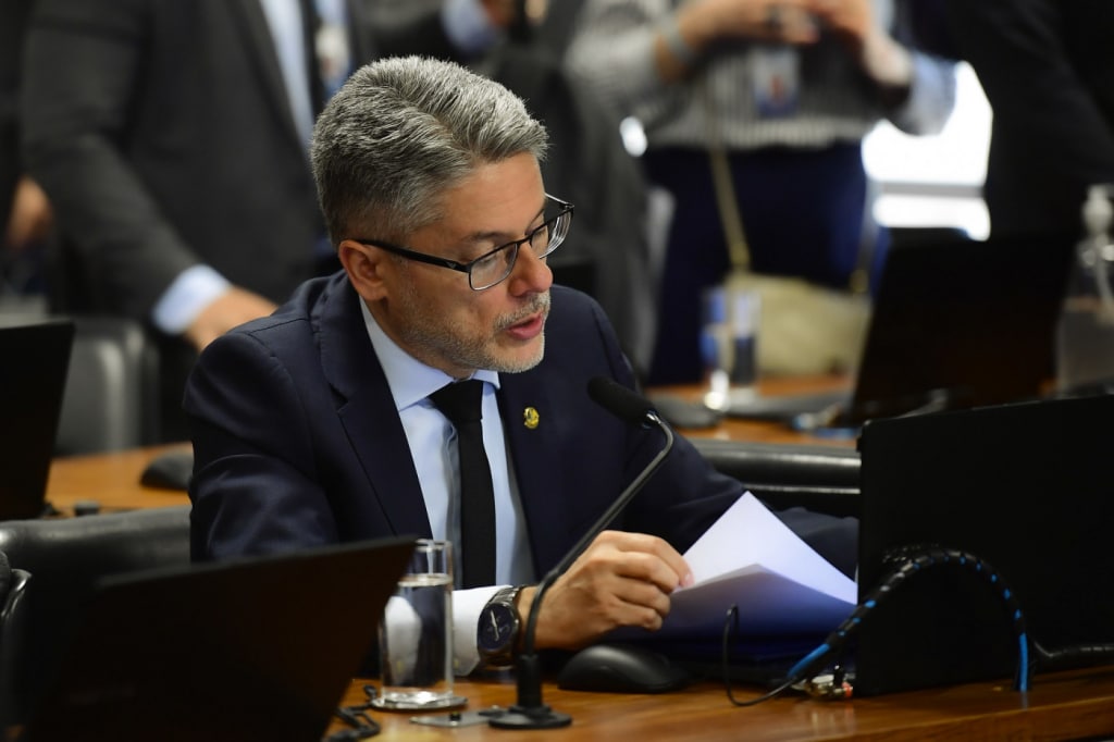 Choque no Senado: Alessandro Vieira Relator da PEC da Blindagem, Aponta Rejeição!