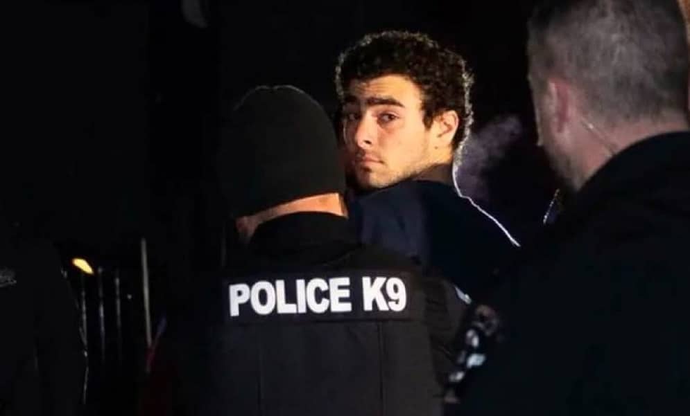 Escândalo em Nova York: Juiz Surpreende e Abole Acusações de Terrorismo em Caso de Assassinato de CEO!