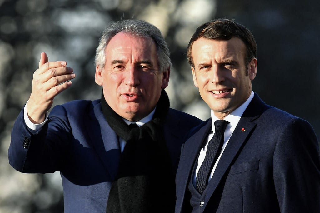 Futuro da França em Risco: Voto de Confiança Pode Decidir o Destino do País!