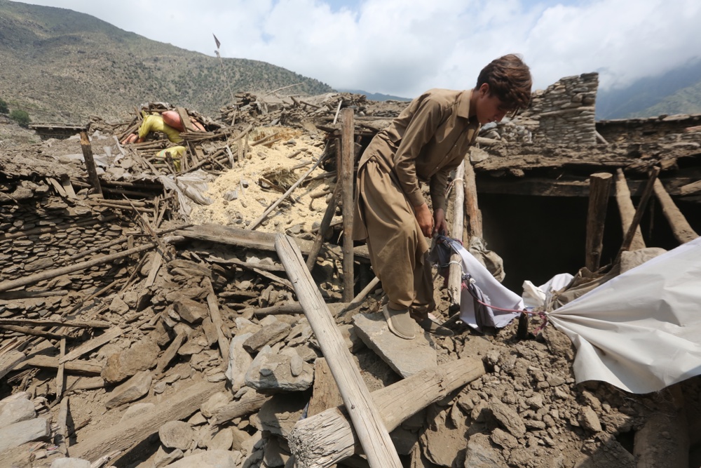 ONU URGE: Reconstrução IMEDIATA do Afeganistão após TERREMOTO DEVASTADOR!